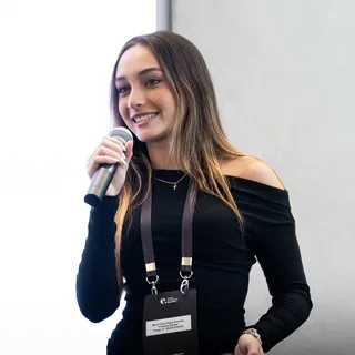 Maria Clara Abrantes